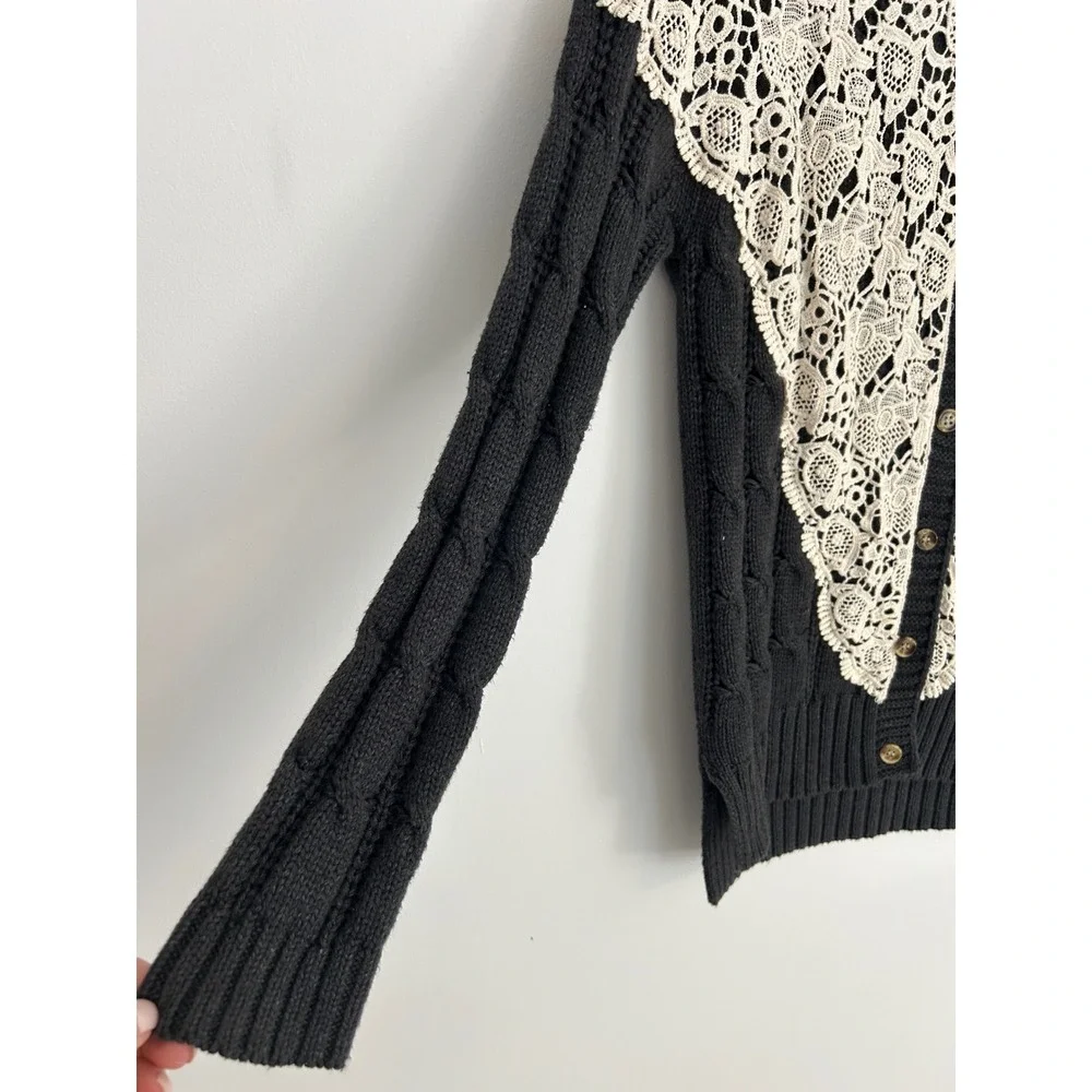 Finn & Clover Grey Cable Knit Cardigan Cream Crochet Lace Overlay Small SW1171
